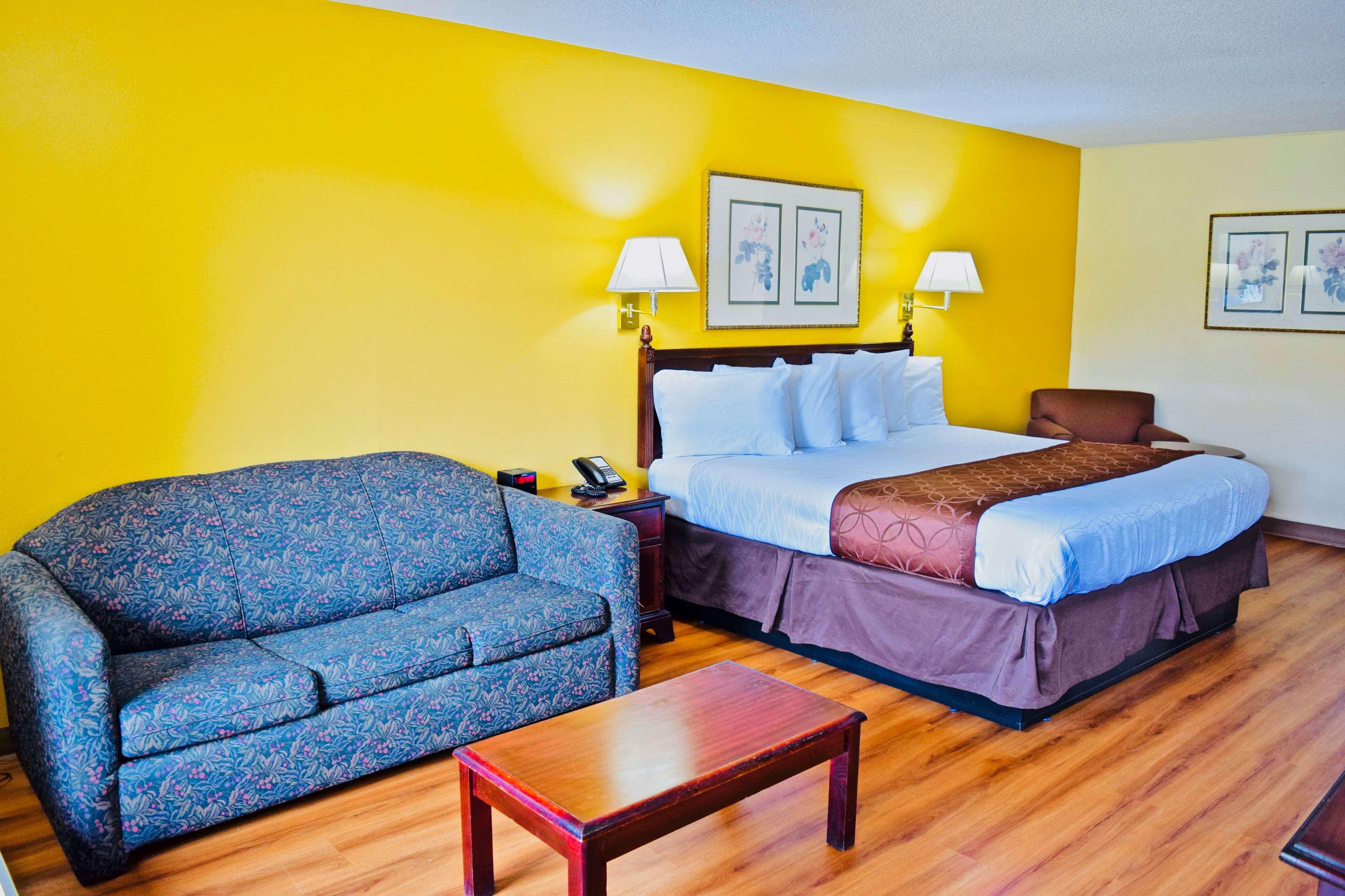 Days Inn By Wyndham Burleson Ft. Worth Extérieur photo